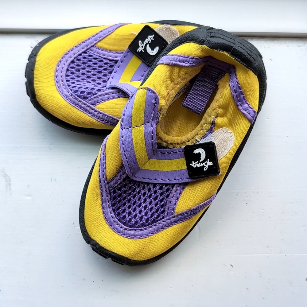 Triangle size 5 baby water shoes never worn